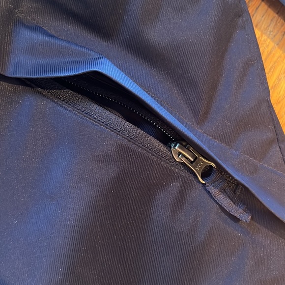 Swiss Tech winter jacket - Picture 6 of 11